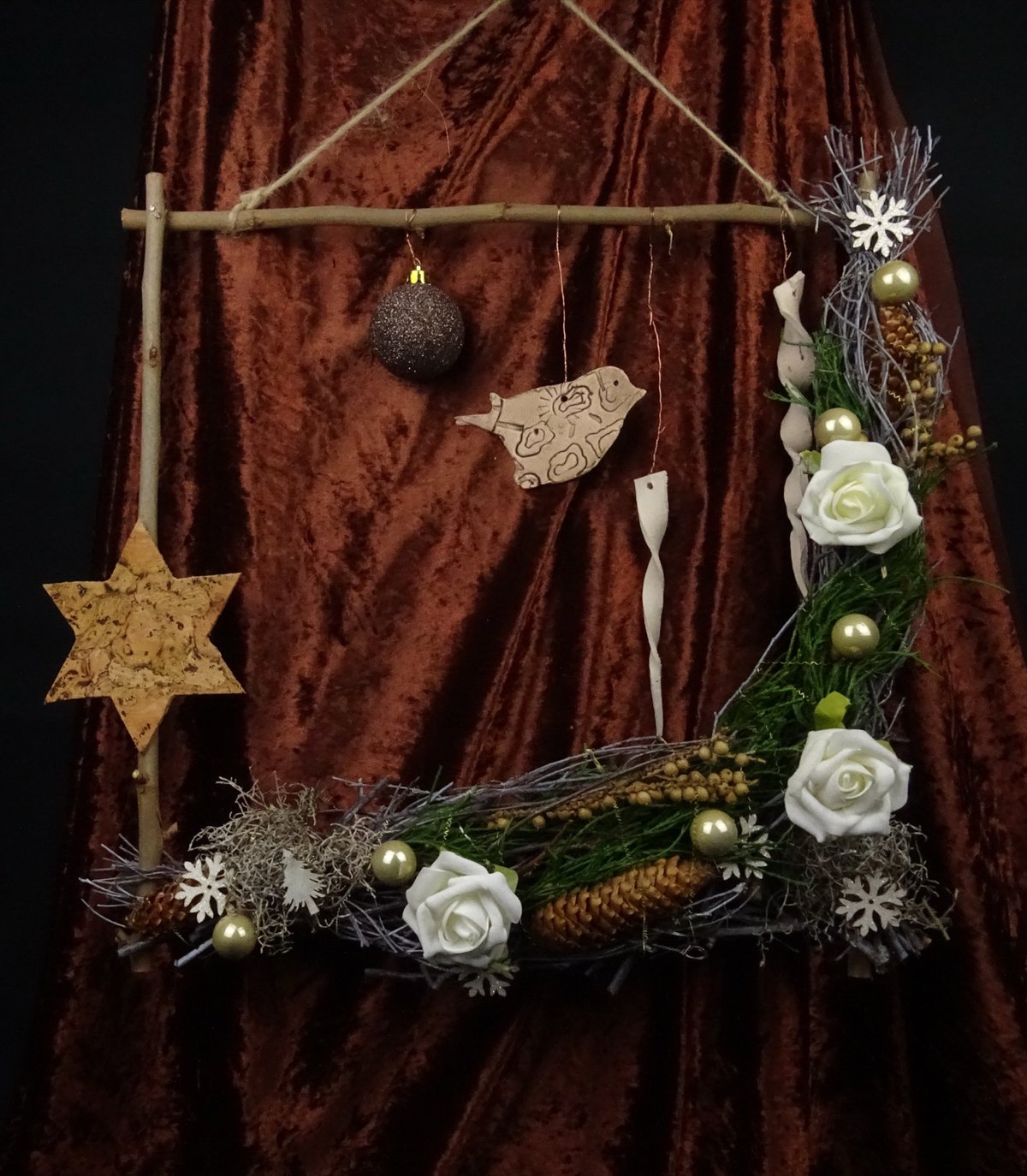 Hängedeko mit Halbmond, Vogel und Schneeflocken