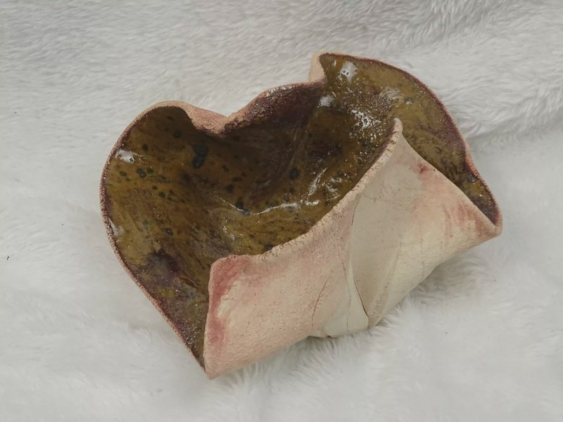 Töpferschale rosa-terracotta mit Olive-Innenglasur