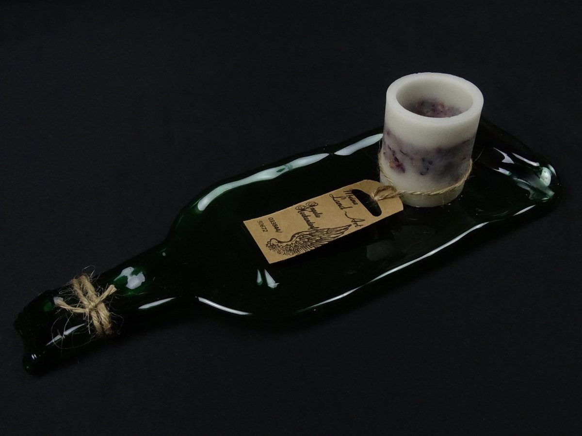 Flaschendeko mit runder Lavendelkerze