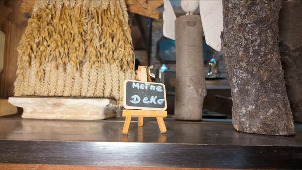 Vorschaubild: Bienenwachskerzen auf Birkenscheiben mit Moos